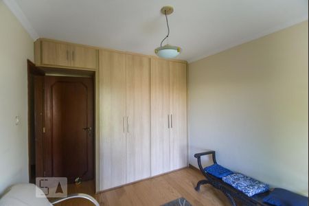 Casa à venda com 530m², 4 quartos e 3 vagasQuarto
