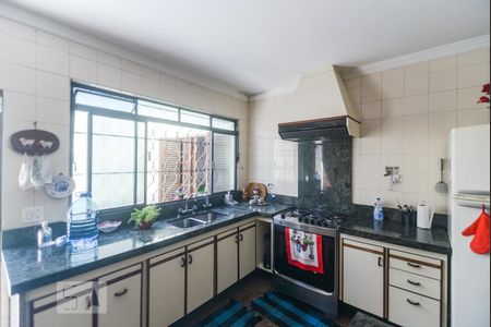Casa à venda com 530m², 4 quartos e 3 vagasCozinha