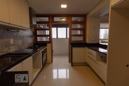 cozinha de apartamento para alugar com 3 quartos, 100m² em Petrópolis, Porto Alegre