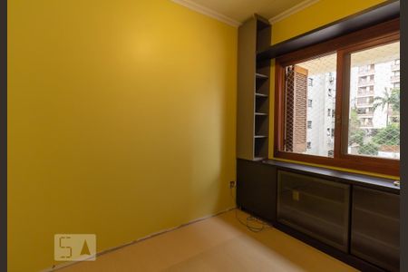 quarto 1 de apartamento para alugar com 3 quartos, 100m² em Petrópolis, Porto Alegre