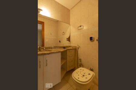 Apartamento para alugar com 100m², 3 quartos e 2 vagas Apartamento para alugar com 100m², 3 quartos e 2 vagasBanheiro da Suíte