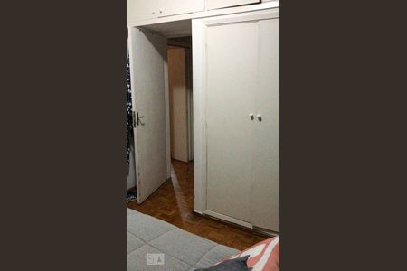 Apartamento à venda com 144m², 4 quartos e sem vagaQuarto 2