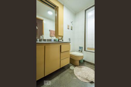 Banheiro de apartamento à venda com 3 quartos, 79m² em Jardim Umuarama, São Paulo