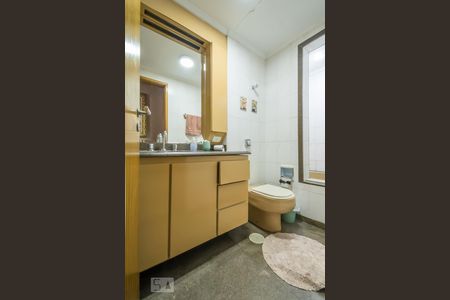 Banheiro de apartamento à venda com 3 quartos, 79m² em Jardim Umuarama, São Paulo