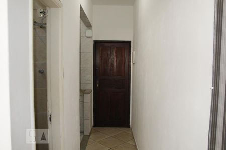 Entrada de kitnet/studio para alugar com 1 quarto, 40m² em Centro, Rio de Janeiro