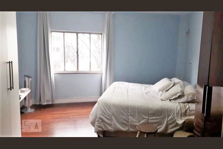 Apartamento à venda com 130m², 3 quartos e sem vaga Apartamento à venda com 130m², 3 quartos e sem vagaQuarto