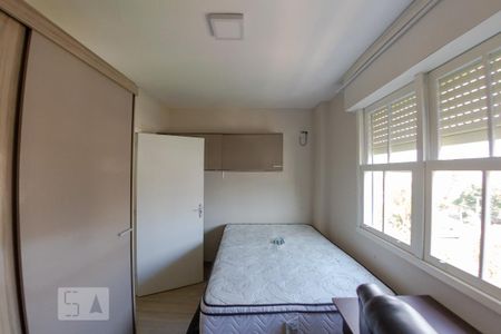 Quarto 2 de apartamento para alugar com 2 quartos, 65m² em Jardim Botânico, Porto Alegre