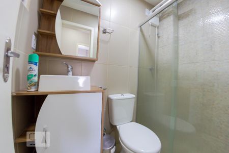 Banheiro de apartamento para alugar com 2 quartos, 65m² em Jardim Botânico, Porto Alegre