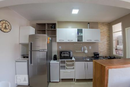 Cozinha de apartamento para alugar com 2 quartos, 65m² em Jardim Botânico, Porto Alegre