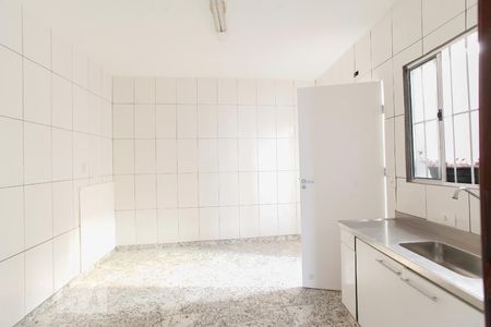 Casa à venda com 260m², 3 quartos e sem vagaCozinha