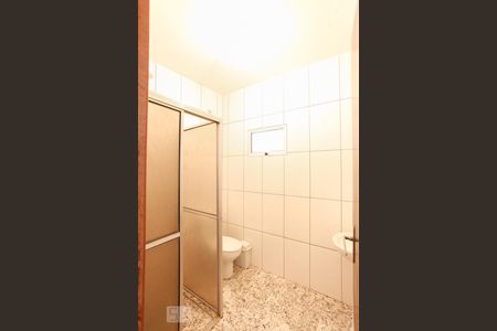 Casa à venda com 260m², 3 quartos e sem vagaBanheiro 