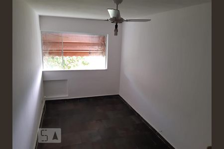 Sala de apartamento para alugar com 2 quartos, 48m² em Taquara, Rio de Janeiro