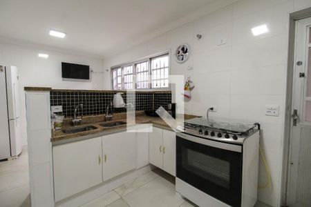 Casa à venda com 267m², 3 quartos e 4 vagas Casa à venda com 267m², 3 quartos e 4 vagasCozinha