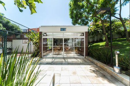 Apartamento à venda com 92m², 2 quartos e 2 vagas Apartamento à venda com 92m², 2 quartos e 2 vagasChurrasqueira