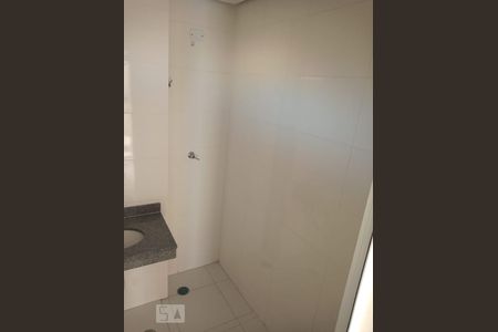 Banheiro de apartamento à venda com 1 quarto, 37m² em Vila Carrão, São Paulo