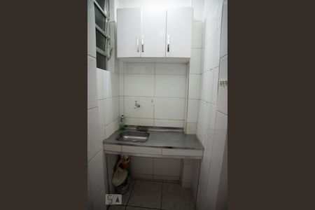 Cozinha de kitnet/studio para alugar com 1 quarto, 40m² em Centro, Rio de Janeiro