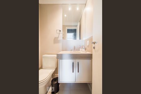 Apartamento à venda com 60m², 2 quartos e 2 vagasBanheiro 2