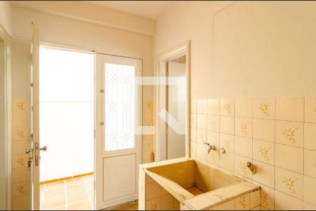 Casa para alugar com 125m², 3 quartos e 2 vagas Casa para alugar com 125m², 3 quartos e 2 vagasLavanderia