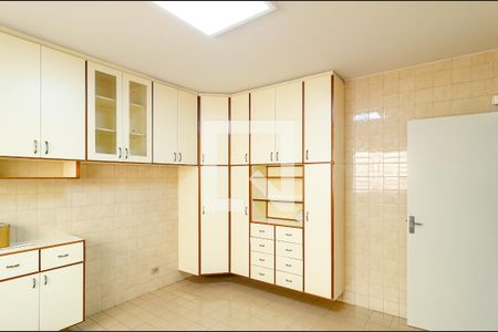 Casa para alugar com 125m², 3 quartos e 2 vagas Casa para alugar com 125m², 3 quartos e 2 vagasCozinha