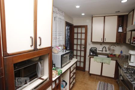 Casa à venda com 196m², 3 quartos e 1 vagaCozinha