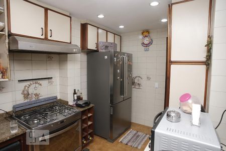 Casa à venda com 196m², 3 quartos e 1 vagaCozinha