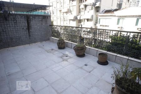 Casa à venda com 196m², 3 quartos e 1 vagaTerraço