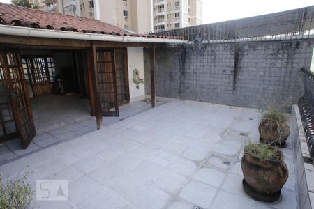 Casa à venda com 196m², 3 quartos e 1 vagaTerraço