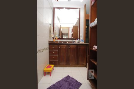 Casa à venda com 196m², 3 quartos e 1 vagaBanheiro