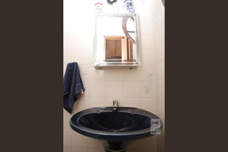 Casa à venda com 196m², 3 quartos e 1 vagaBanheiro de Serviço