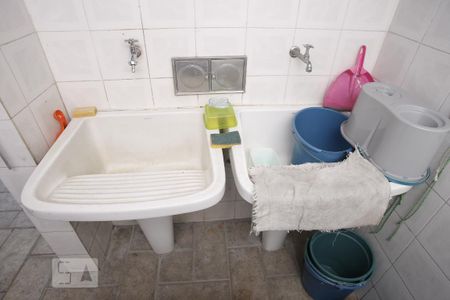 Casa à venda com 196m², 3 quartos e 1 vagaÁrea de Serviço