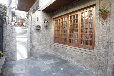 Fachada de casa à venda com 3 quartos, 196m² em Tijuca, Rio de Janeiro