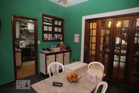 Casa à venda com 196m², 3 quartos e 1 vagaCopa