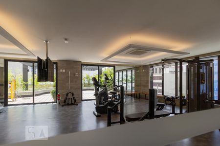 Studio para alugar com 42m², 1 quarto e 1 vaga Studio para alugar com 42m², 1 quarto e 1 vagaAcademia