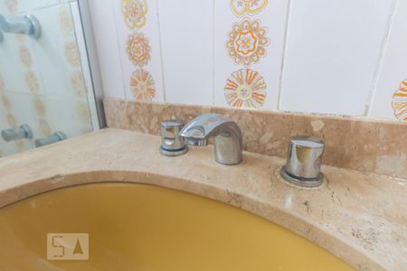 Apartamento para alugar com 140m², 4 quartos e 2 vagasBanheiro