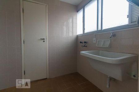 Apartamento para alugar com 140m², 4 quartos e 2 vagasÁrea de Serviço