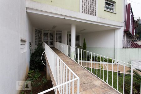 Apartamento à venda com 110m², 2 quartos e sem vagaRampa de Acesso