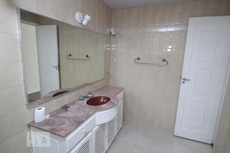 Apartamento à venda com 150m², 3 quartos e 1 vagaBanheiro