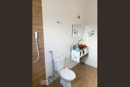 Casa à venda com 350m², 2 quartos e 2 vagasBanheiro 2