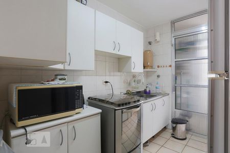 Apartamento à venda com 60m², 2 quartos e 1 vagaCozinha - Armários