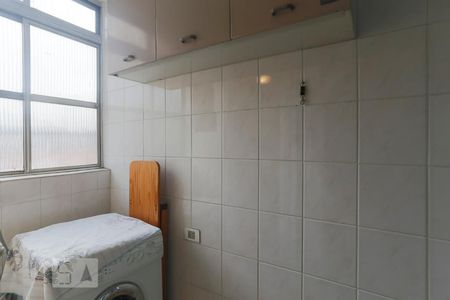 Apartamento à venda com 60m², 2 quartos e 1 vagaÁrea de Serviço