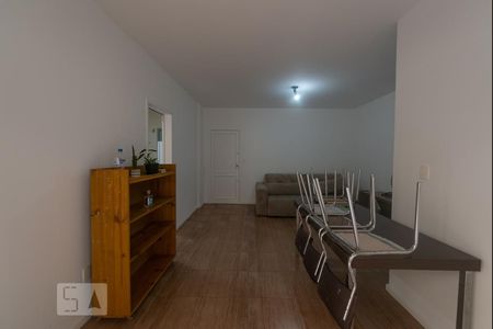 Sala de apartamento para alugar com 2 quartos, 112m² em Canto, Florianópolis