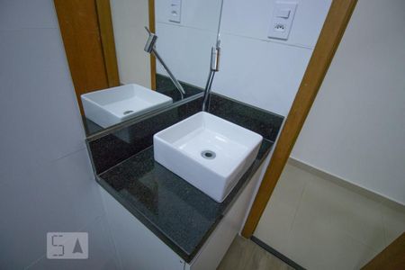 Studio para alugar com 38m², 1 quarto e sem vaga Studio para alugar com 38m², 1 quarto e sem vagaBanheiro