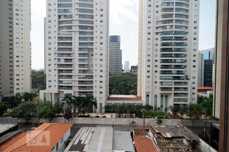 Varanda - Vista de apartamento para alugar com 2 quartos, 46m² em Cidade Monções, São Paulo