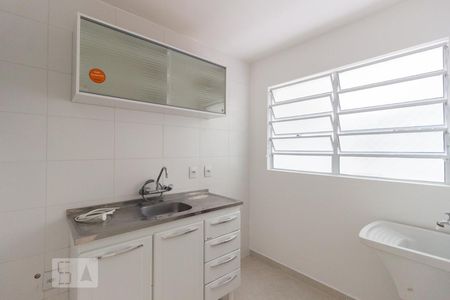 Cozinha de kitnet/studio para alugar com 1 quarto, 30m² em Vila Siqueira (zona Norte), São Paulo