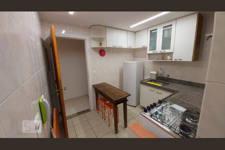 Apartamento para alugar com 90m², 3 quartos e 2 vagasCozinha