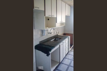 Cozinha de apartamento para alugar com 2 quartos, 56m² em Engenheiro Goulart, São Paulo