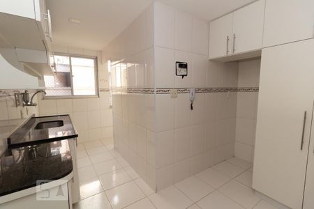 Apartamento à venda com 75m², 2 quartos e 1 vaga Apartamento à venda com 75m², 2 quartos e 1 vagaCozinha