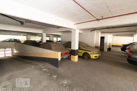 Apartamento à venda com 75m², 2 quartos e 1 vaga Apartamento à venda com 75m², 2 quartos e 1 vagaGaragem 1