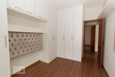 Quarto 1 de apartamento para alugar com 2 quartos, 75m² em Méier, Rio de Janeiro