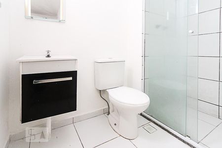 Banheiro de apartamento para alugar com 1 quarto, 29m² em Brás, São Paulo